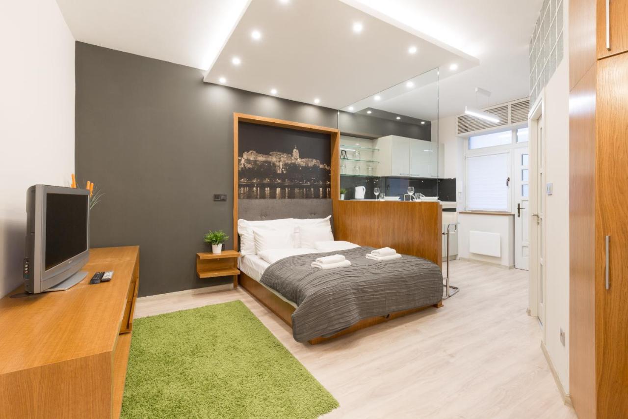 Retro Budapest Dream Suite Near The Danube Extérieur photo