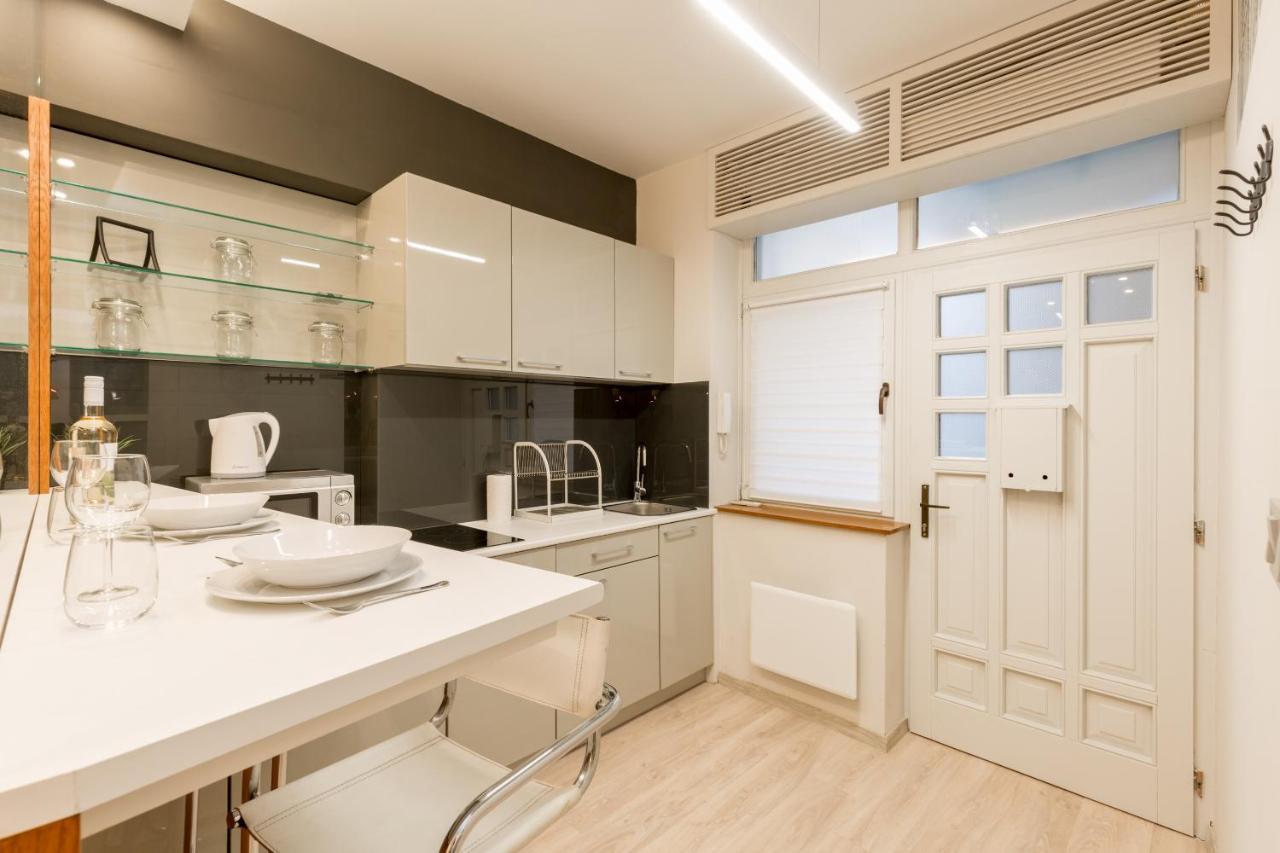 Retro Budapest Dream Suite Near The Danube Extérieur photo